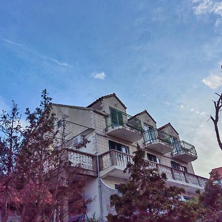 Apartments Vejo Корчула Екстер'єр фото