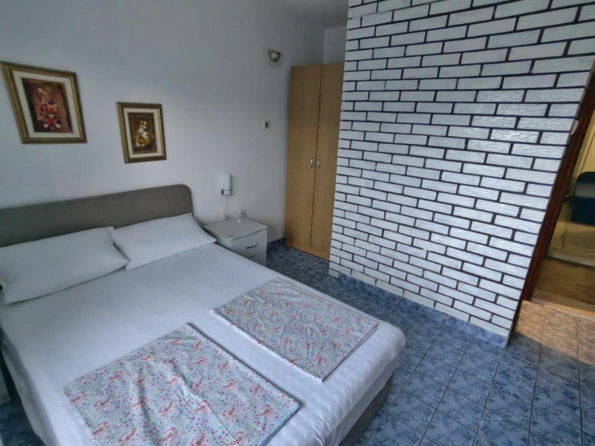Apartments Vejo Корчула Екстер'єр фото