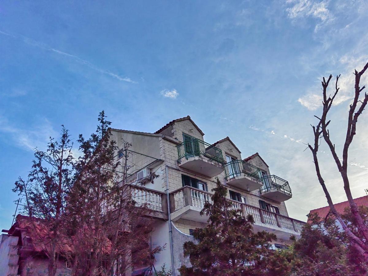 Apartments Vejo Корчула Екстер'єр фото