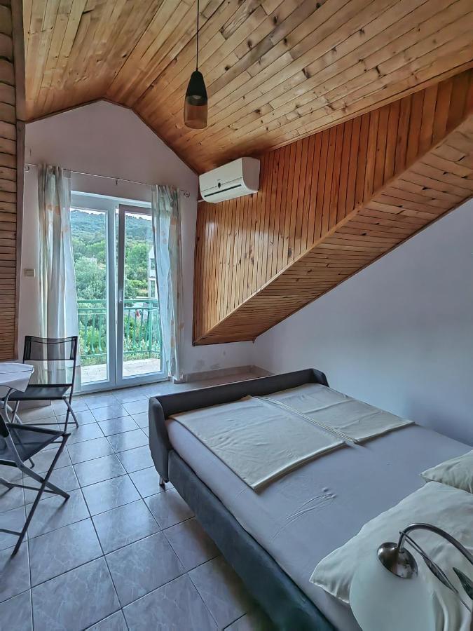 Apartments Vejo Корчула Екстер'єр фото