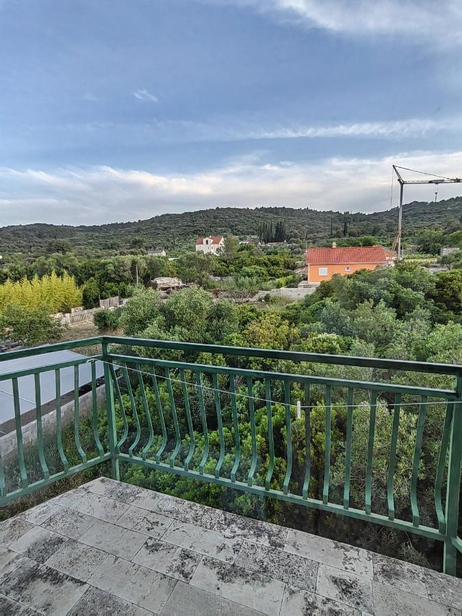 Apartments Vejo Корчула Екстер'єр фото
